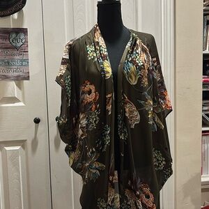 Umgee M/L silkie cover-up new